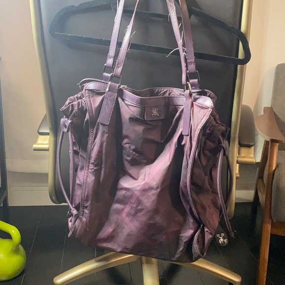 Burberry tote